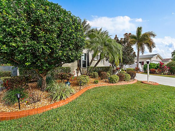 4th image of 2844 Eagles Nest Way