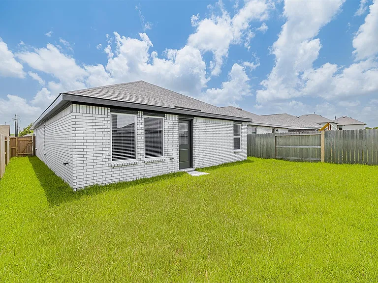 1531 Gentle Wind Ct — Photo 15