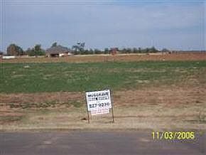 2nd image of Lysbeth Ct Lot 5
