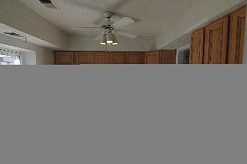 5th image of 9 Foxwood Ct