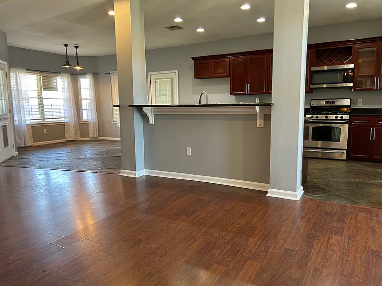 3508 Saint Marie Dr — Photo 7