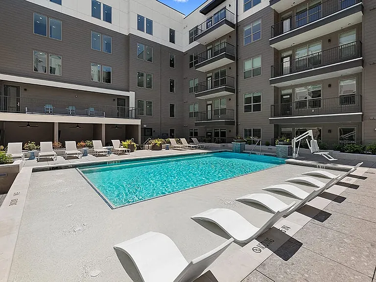 East Bend Apartments — Photo 24