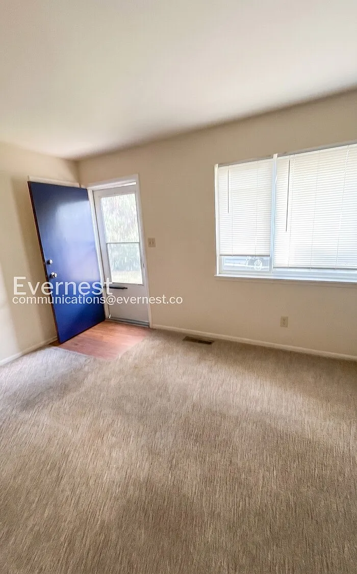 2 bed, 2.0 bath, 1850 sqft, $1,995 — Photo 4