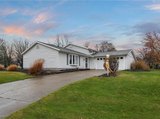 20245 Birchwood Ln, Strongsville, OH