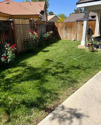 3rd image of 43461 Urbana Ln
