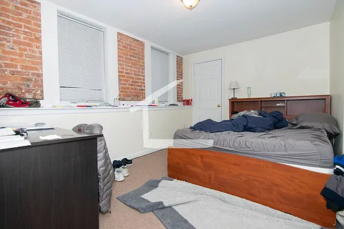 77 Gibbs St Photo 1