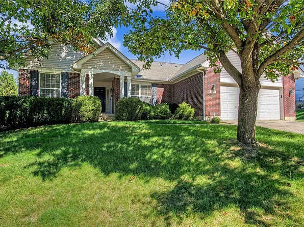1163 Windsong Trl, Fairborn, OH 45324