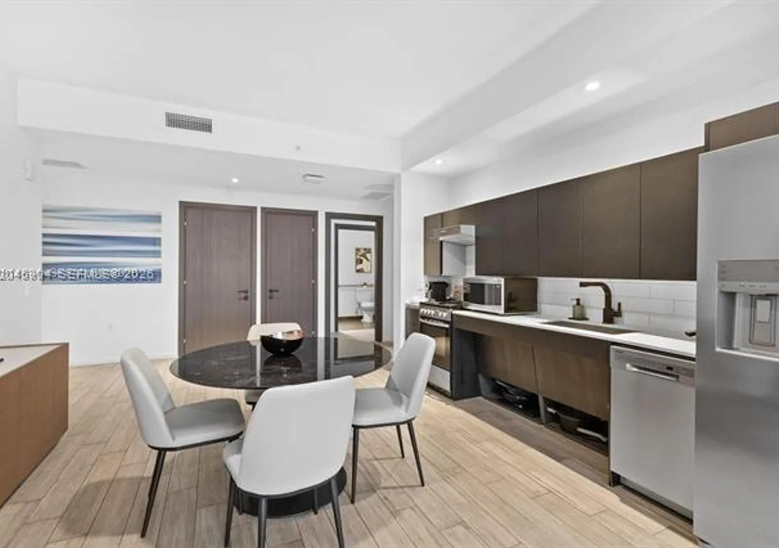 398 NE 5th St cu-1518, Miami, FL 33132 — Photo 1
