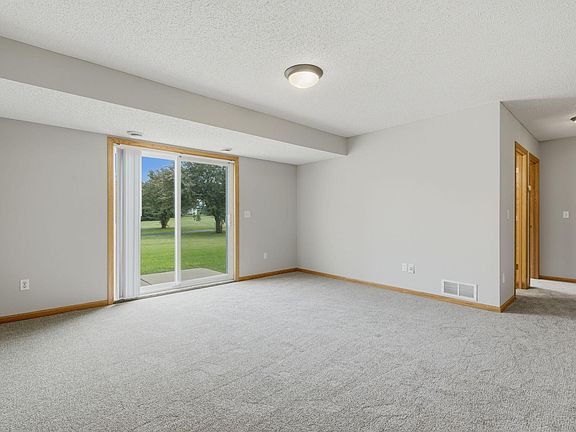 5th image of 4104 Jarmann Ln