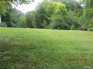 500 Oak Hill Dr, Belleville, IL 62223