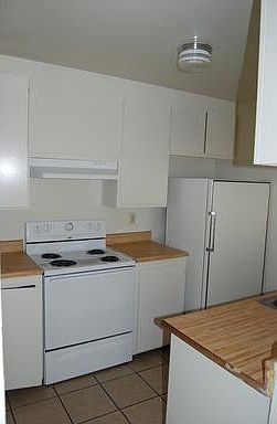 5th image of 4439 Calandria St APT 2