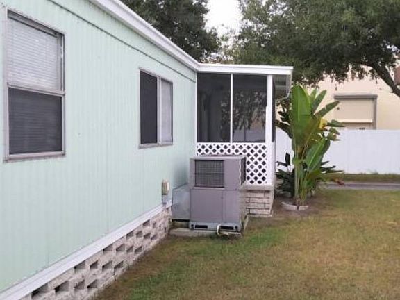 3rd image of 2261 Gulf To Bay Blvd Lot 313