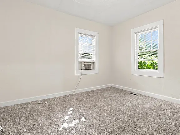 3555 Evergreen Ave #3555 — Photo 6