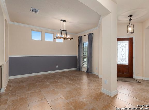5th image of 3129 Half Moon Dr