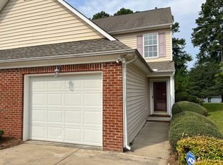 2121 Thornblade Dr, Raleigh, NC 27604