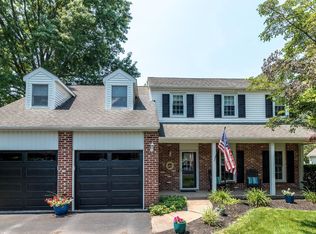 153 Forrest Dr, Holland, PA 18966