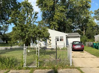 701 Arbor St, Joliet, IL 60432