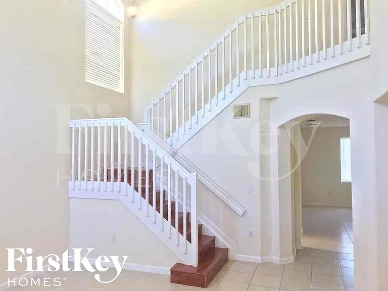 11912 SW 126th Ln — Photo 2
