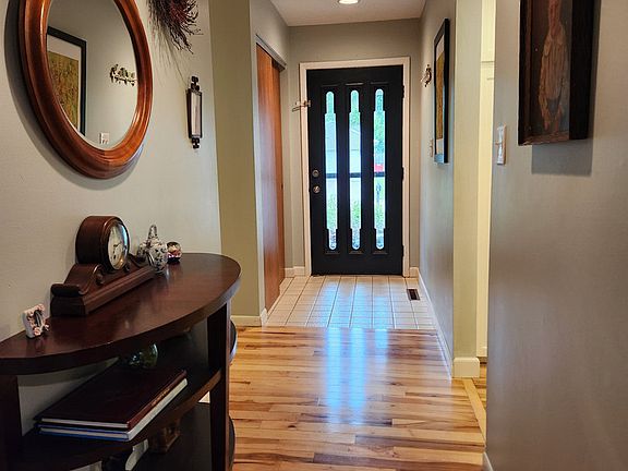 3rd image of 2315 Osage Dr