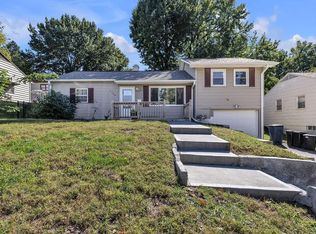 2308 Sycamore Ct, Saint Joseph, MO 64503