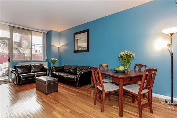 Sold by Avenue Sotheby's International Realty | media 25