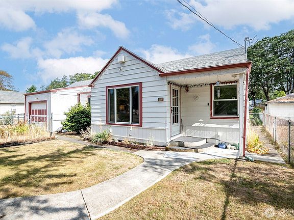 3rd image of 8207 Lake Street SW