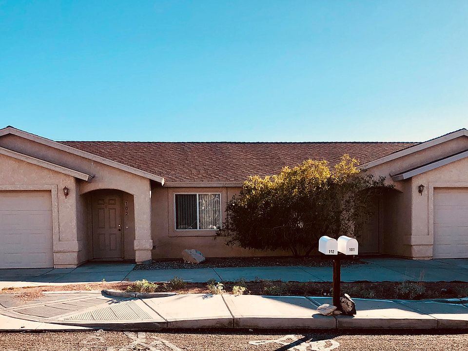 1st image of 2920 Palisades Dr