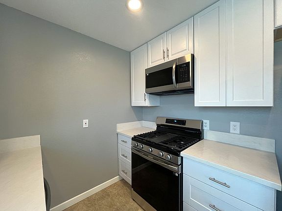 4th image of 1936 7th St #A