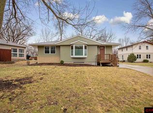 1107 Warren St, Mankato, MN 56001