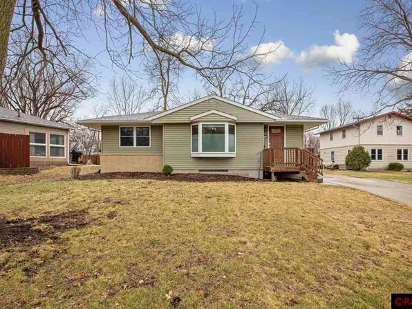 1107 Warren St, Mankato, MN 56001