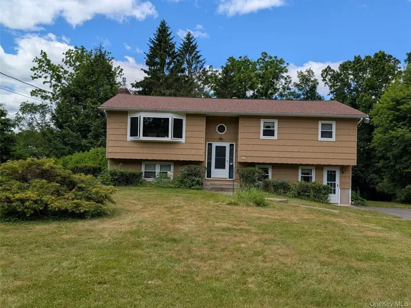 11 Kevin Court, Montgomery, NY 12549
