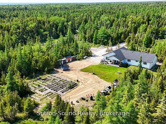 2nd image of 107 Whiskey Harbour Rd