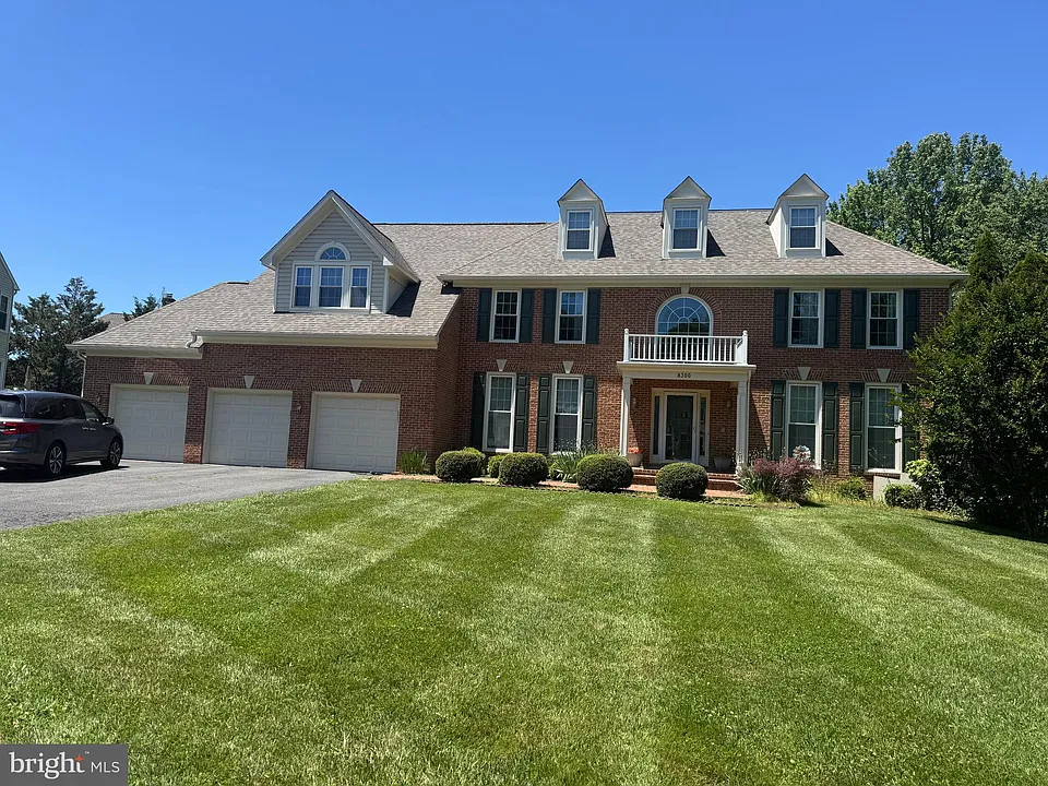 8300 Apple Ct