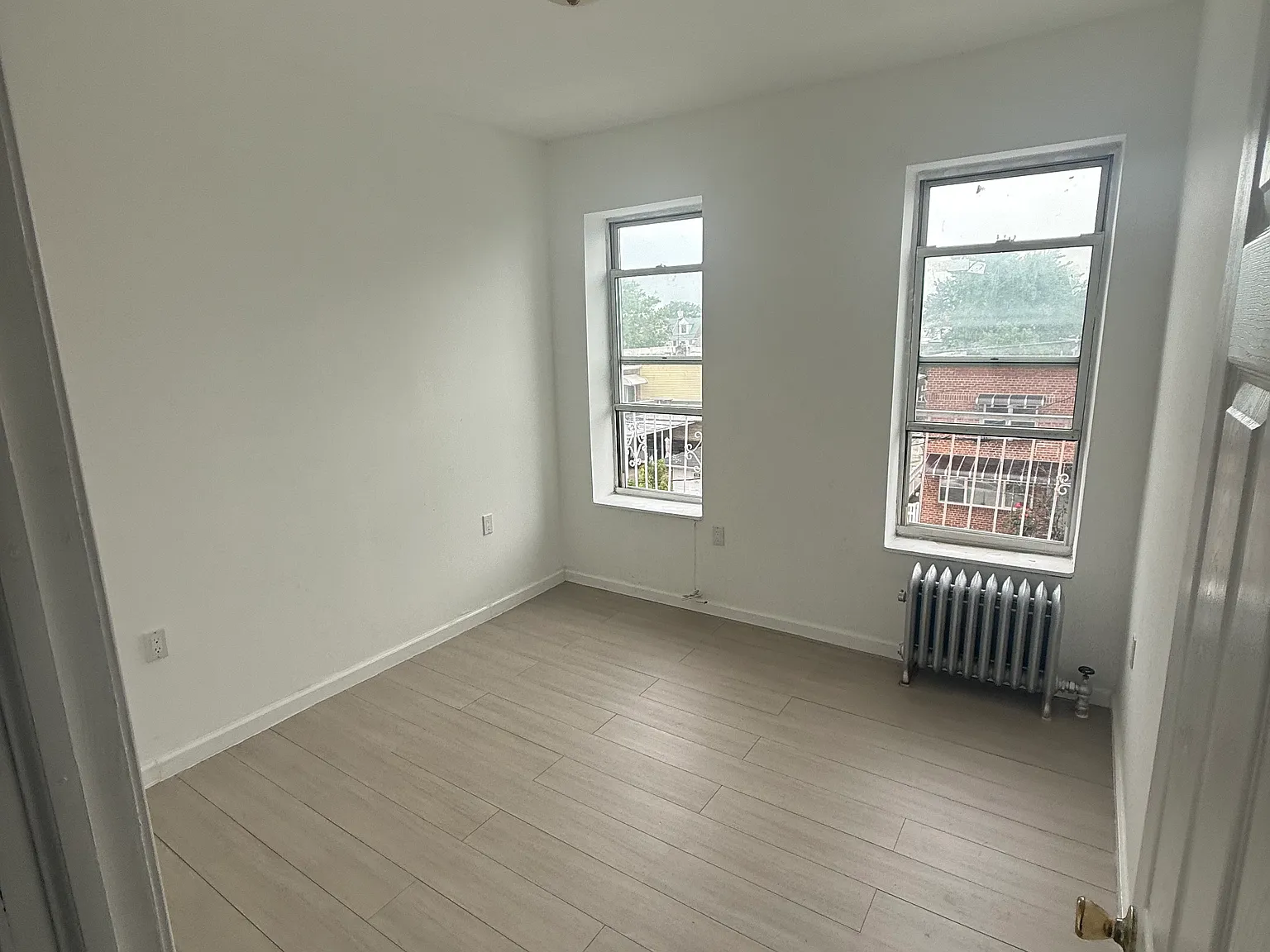 2 bed, $1,900 — Photo 2