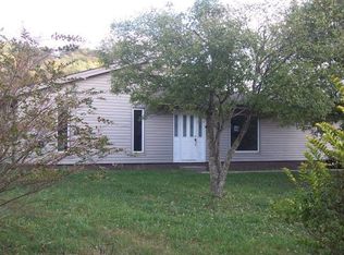 1461 Golf Ln, Livingston, TN 38570