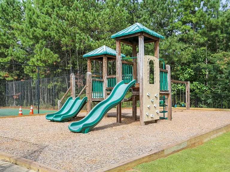 2143 Serenity Dr NW — Photo 33