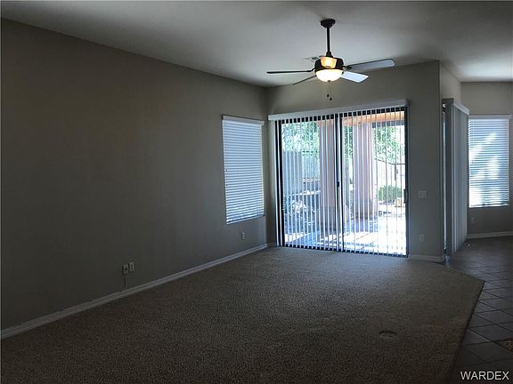 3rd image of 2924 Esmerelda Dr