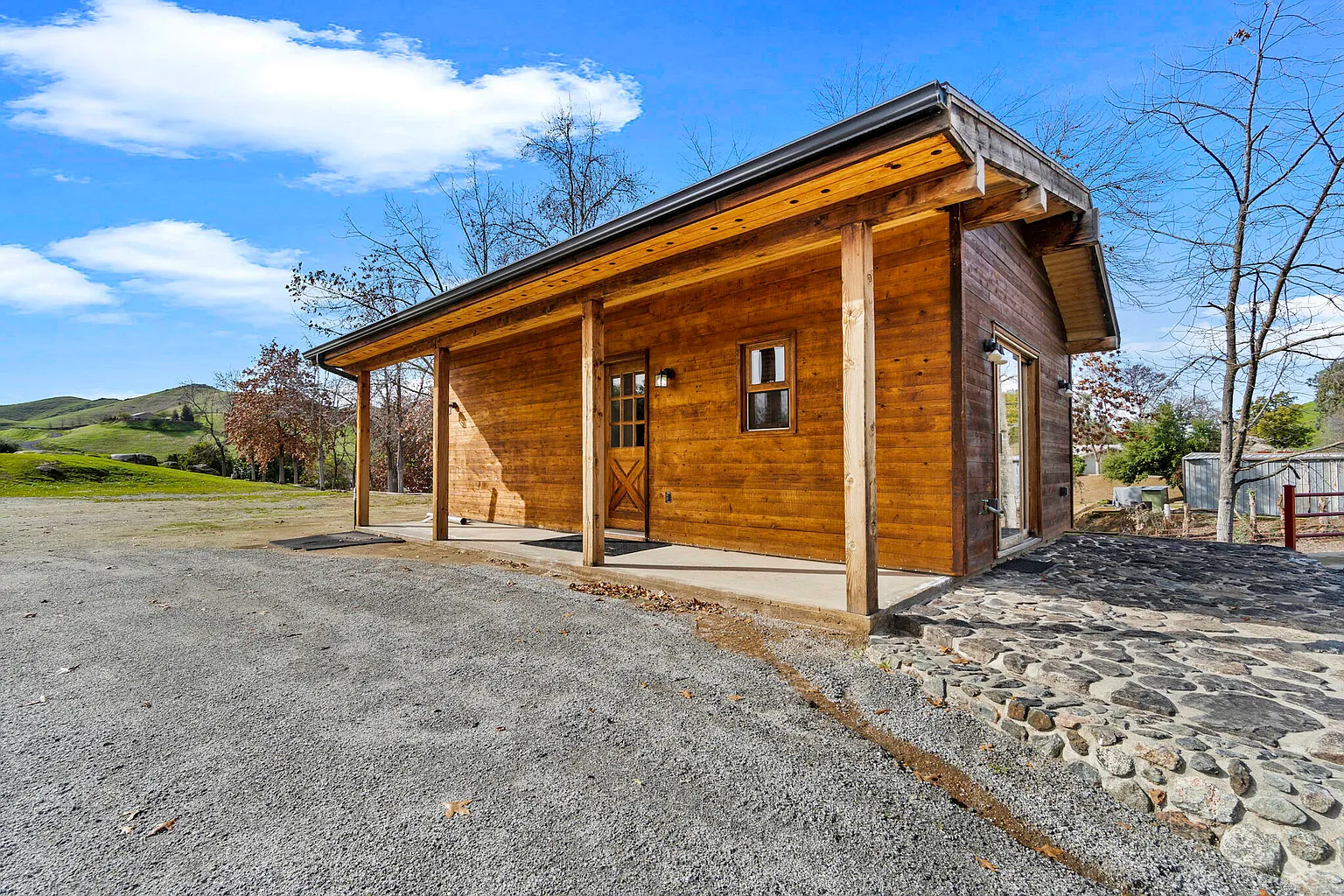 30998 Palm Drive photo 1