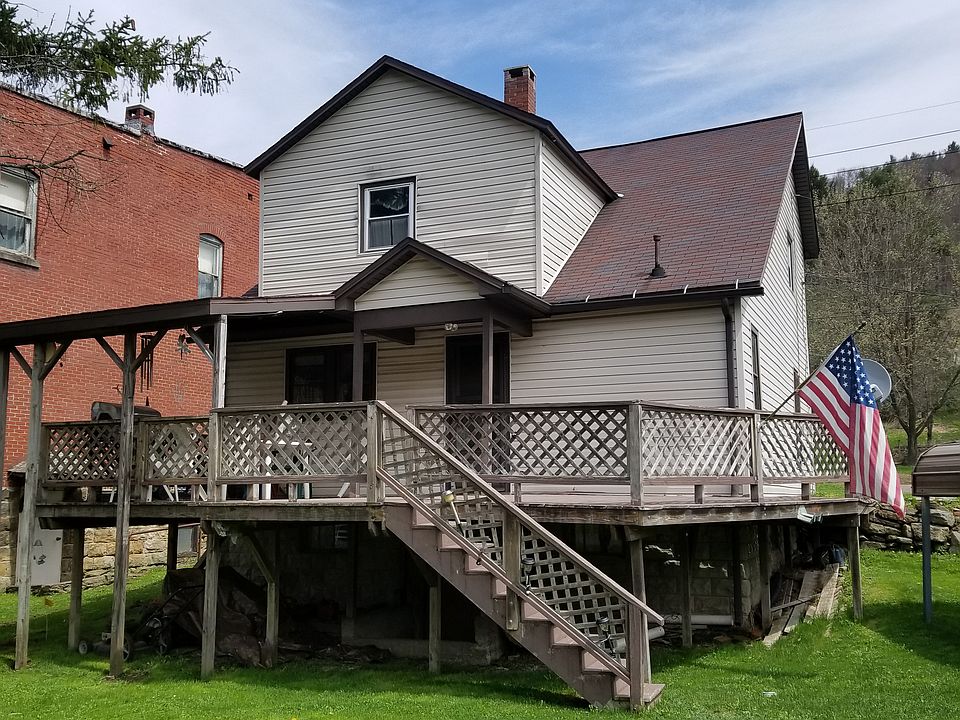 2nd image of 3 W Main St