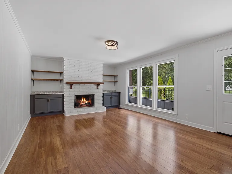 1303 General Macarthur Dr — Photo 14