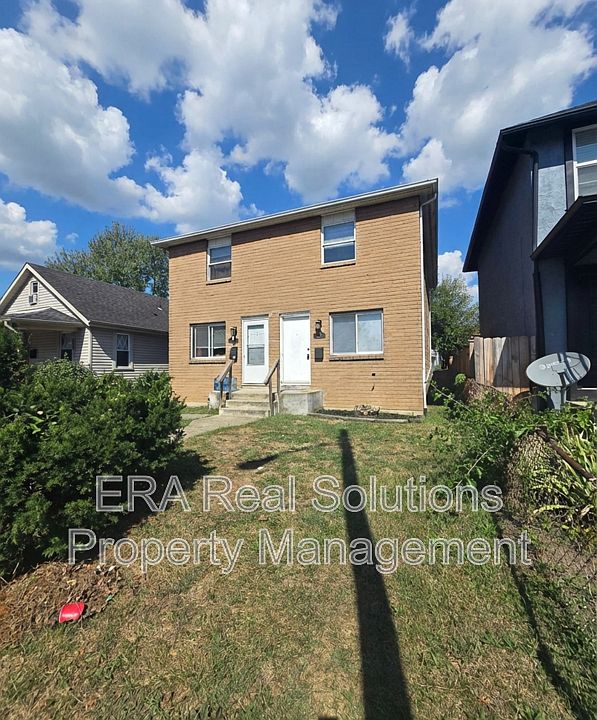 1st image of 672 Hanford St