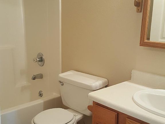 4th image of 519 Estate St #A