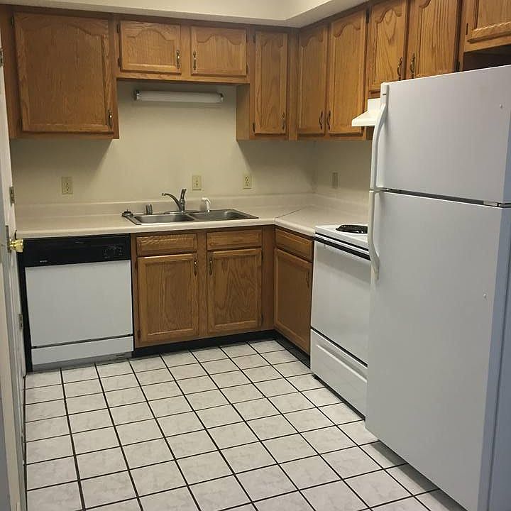 2nd image of 81 Welch Dr