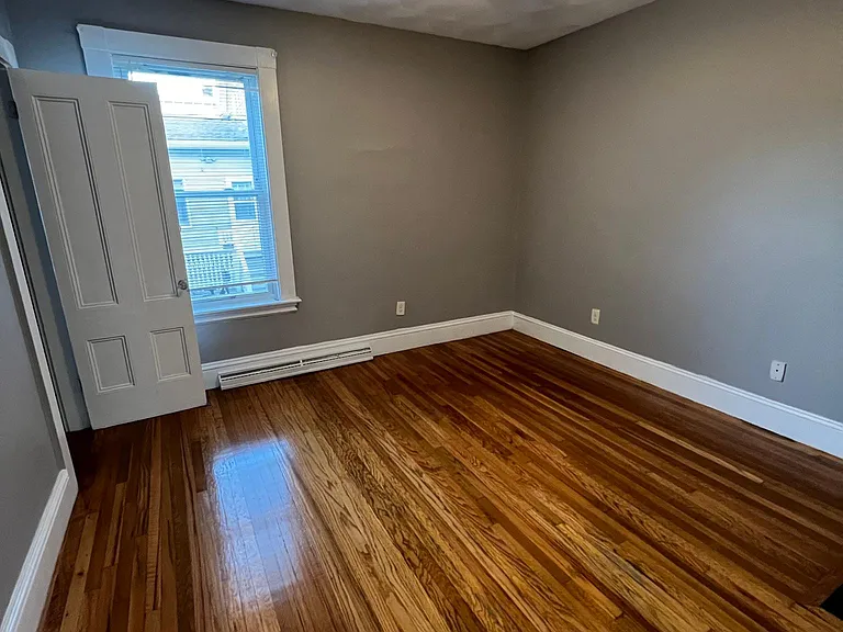 24 Archer St #1 — Photo 17