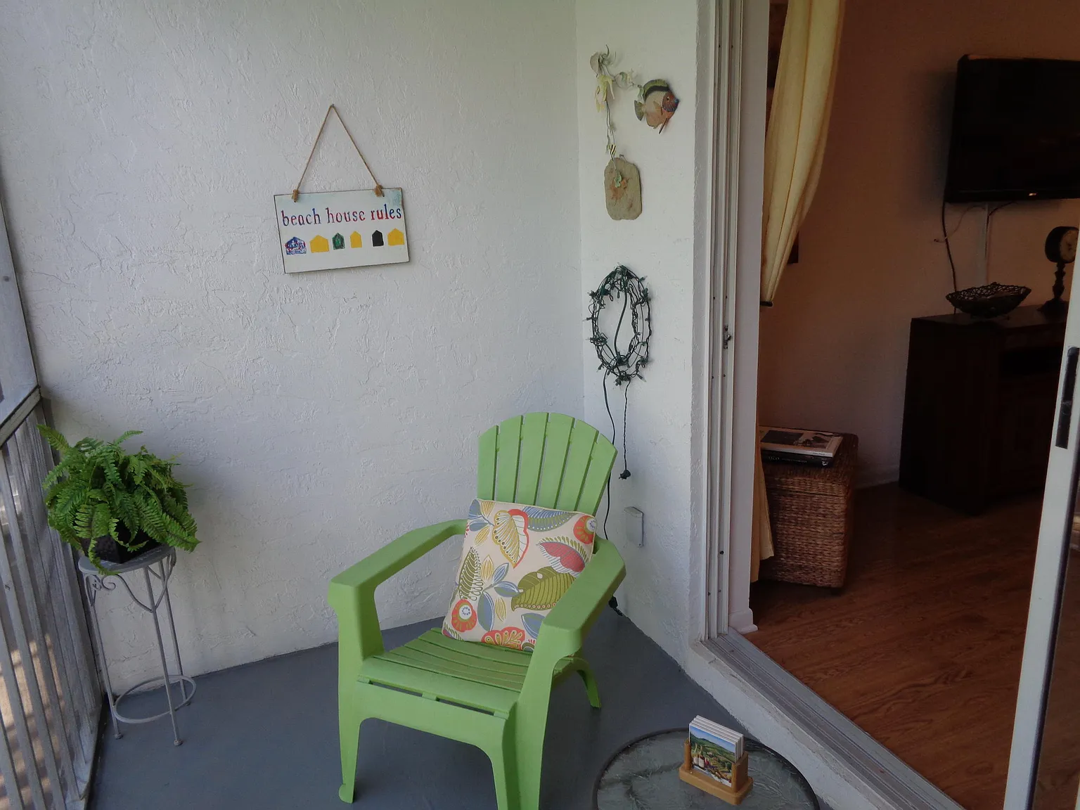 2 bed, 2.0 bath, 1018 sqft, $1,895 — Photo 2