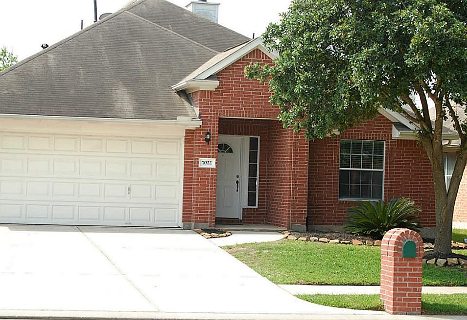 2nd image of 7022 Garnet Hill Ln