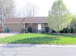 3008 Younger Dr, Harrisonville, MO 64701