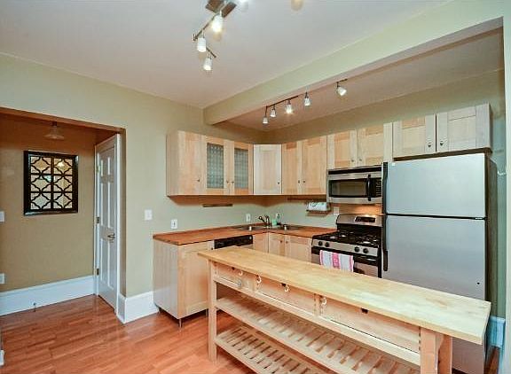 2nd image of 2717 Girard Ave S