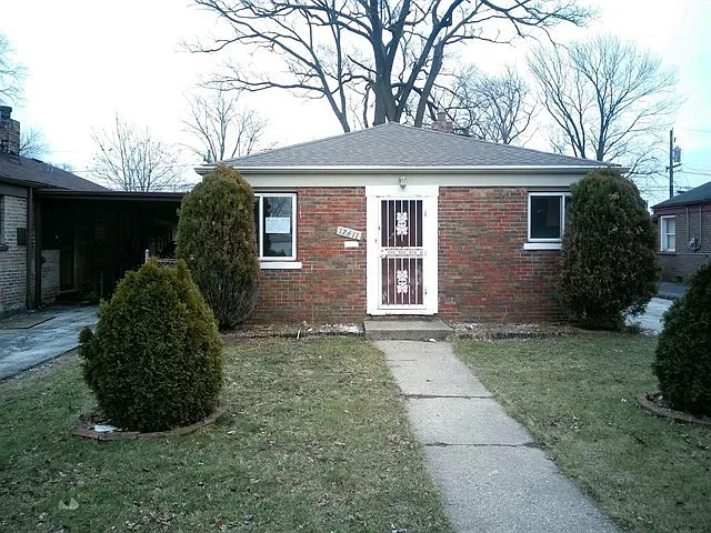 12611 S Ada St photo 1