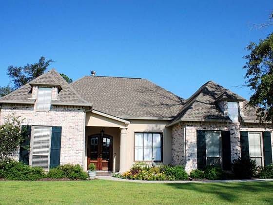 1st image of 1271 Avenue Du Chateau
